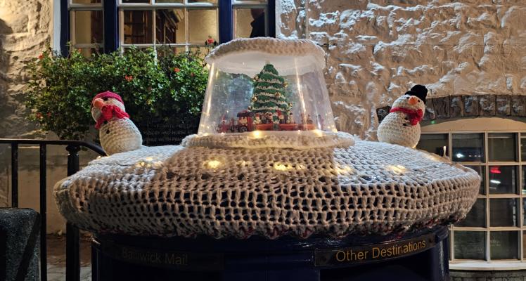 Town Church Christmas topper