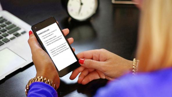 Subscribe to Daily Email Update Service